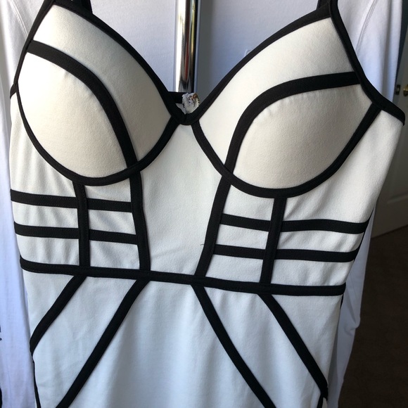 Color block dress! - Picture 2 of 5